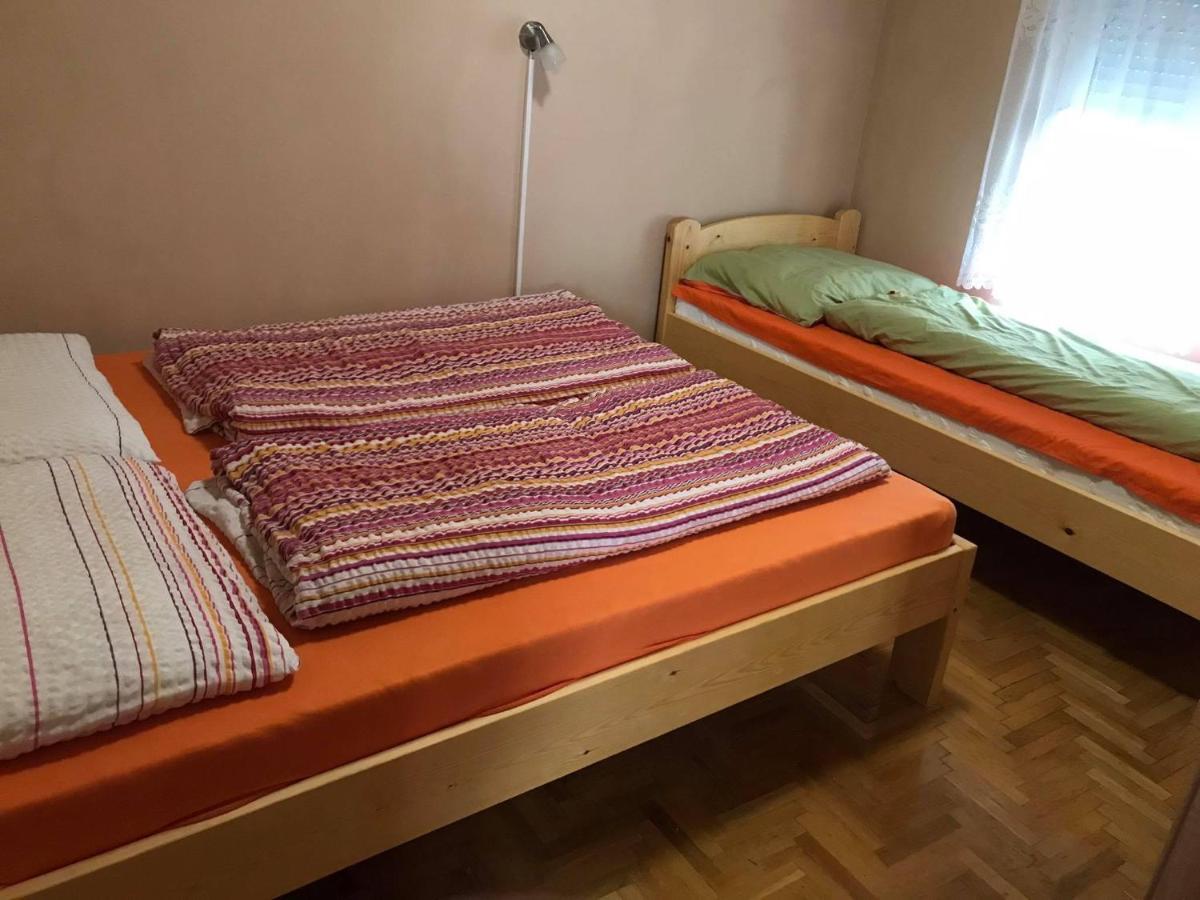Appartement Tahiti Apartman à Hajdúszoboszló Extérieur photo