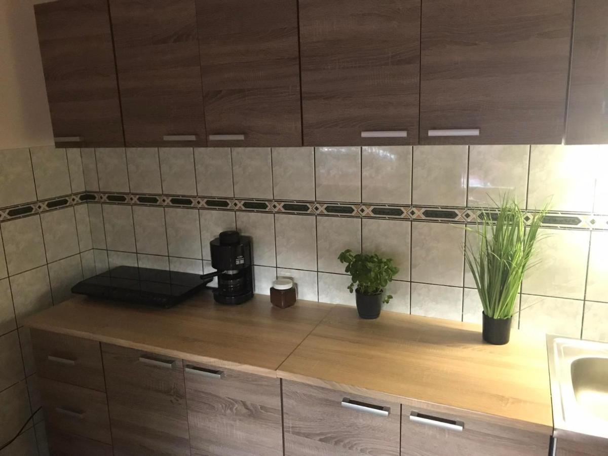 Appartement Tahiti Apartman à Hajdúszoboszló Extérieur photo